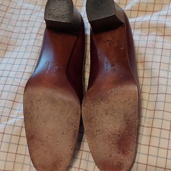 Shoes - Picture 11 of 11